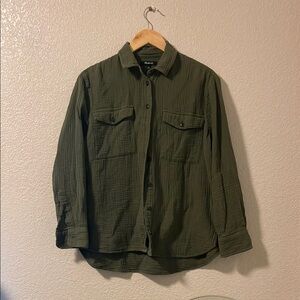 Green Lightweight Shirt Jacket with Military Style